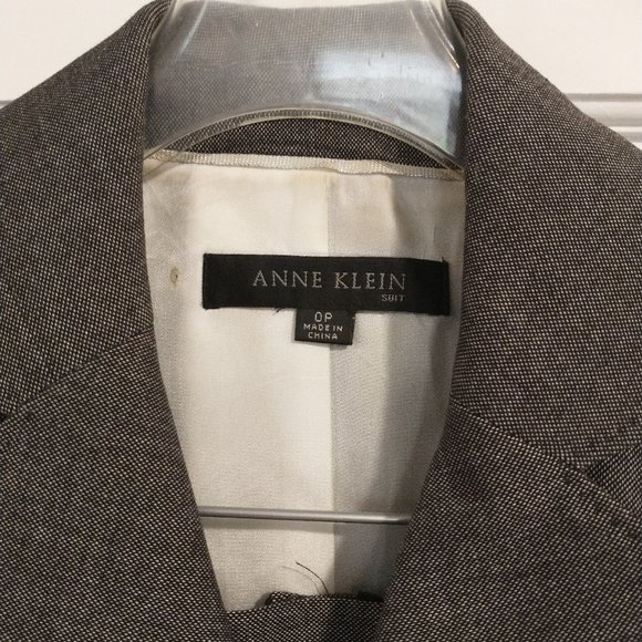Anne Klein 0P suit - Picture 2 of 15